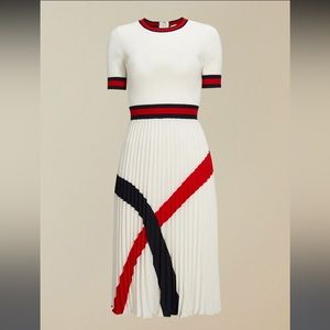 ✨TED BAKER✨ Fynlie Pleated Midi Dress - Ivory